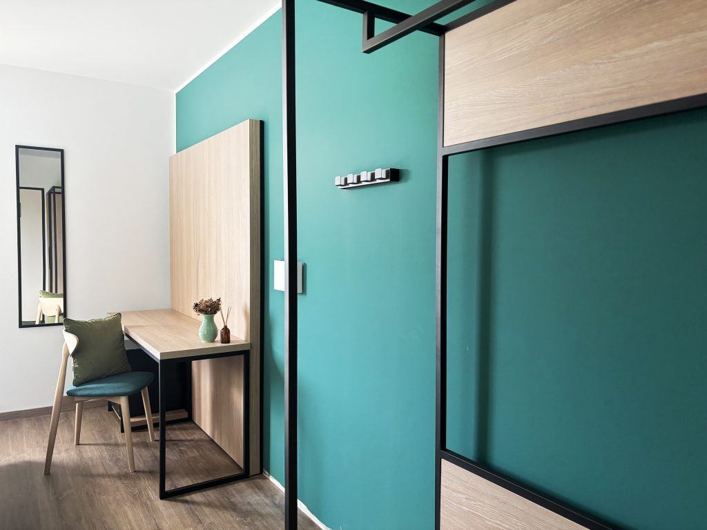 ARC Hotel | Halle Saale | Theska Hoteleinrichtung | Möbel von Theska | Beleuchtung | Hotelzimmer | Raumkonzept | Designer Einrichtung | Hotelprojekt