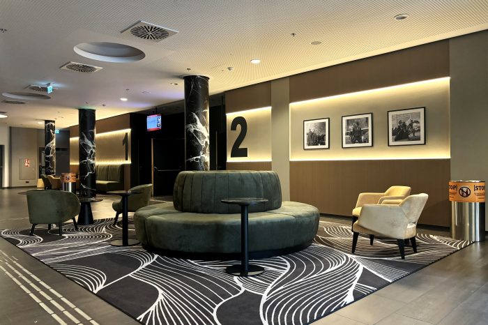 Gießen Kinopolis | Kinopolis Freiburg | Wohnzimmer Kinos | Möbel für Kinopolis | Theska Hoteleinrichtung