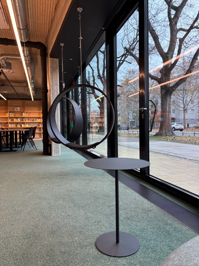 Bibliothek Johannstadt Dresden | Stadtbibliothek Dresden | Theska Hoteleinrichtung | Theska Möbeln | Theska Schaukeln